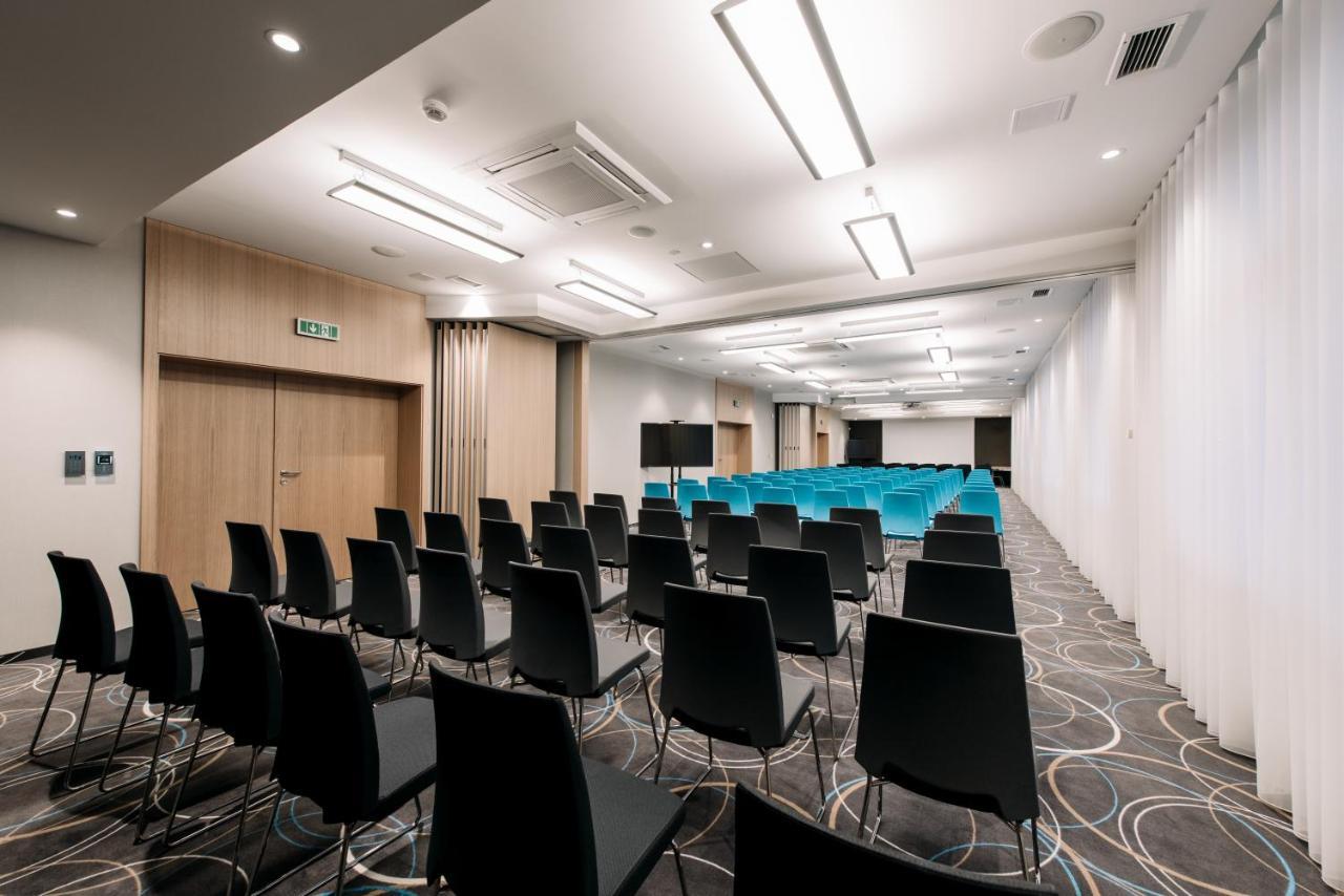 Krowodrza Centrum Konferencyjno - Hotelowe Krakau Exterior foto